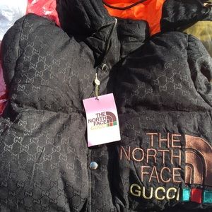 Gucci north face coat black